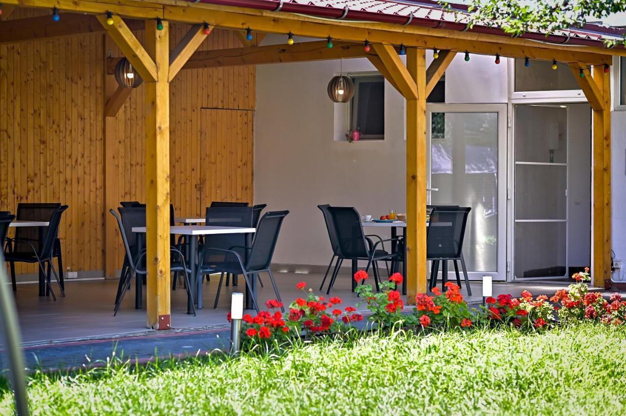 Pension Happy Day - Motorcycle Friendly Sibiu Extérieur photo
