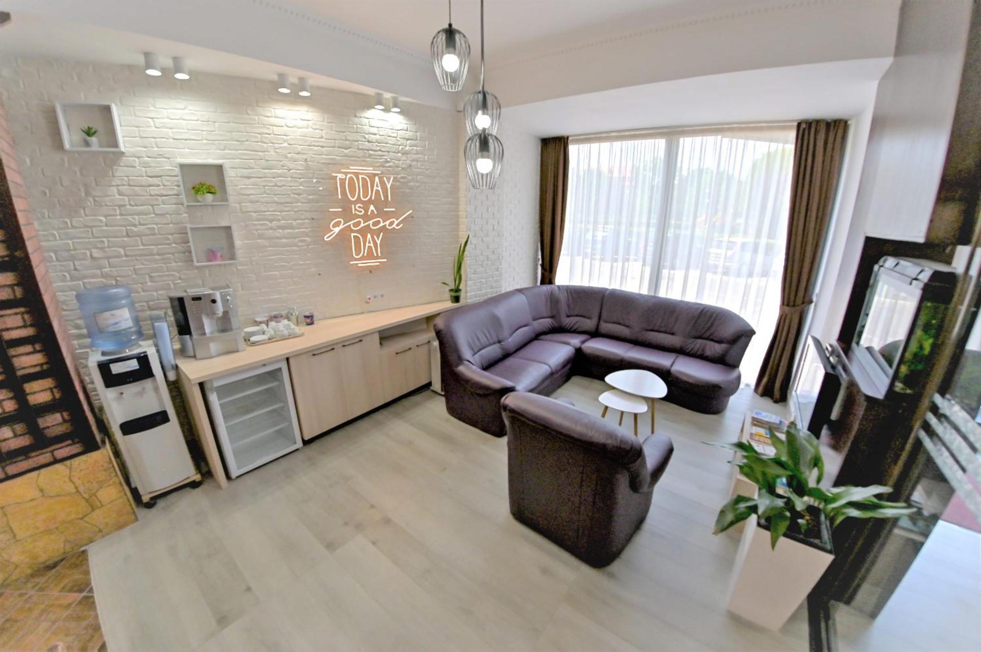 Pension Happy Day - Motorcycle Friendly Sibiu Extérieur photo