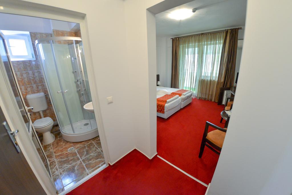 Pension Happy Day - Motorcycle Friendly Sibiu Extérieur photo
