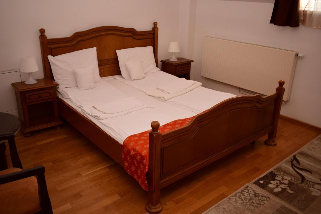 Pension Happy Day - Motorcycle Friendly Sibiu Extérieur photo